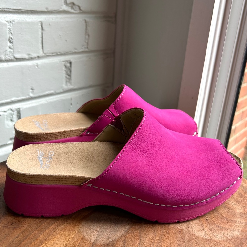 NEW Dansko Ravyn Fuchsia Milled Nubuck Leather Peep Toe Sandal 37 6.5 7 Vacation - Picture 5 of 7